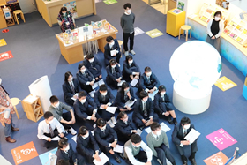 全員参加の東京進路研修「一流の世界に触れる」難関大学・一流企業訪問