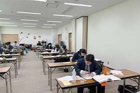 先取り教育を補う補習や勉強合宿で学力UP